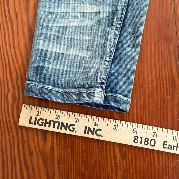 TAKER Blue Distressed Men's Jeans 30x32  (32 inseam/ 30 waist measured) stretch - Picture 6 of 15